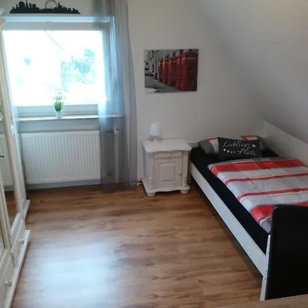 Ubytování v soukromí Privates Einzelzimmer Bei Der Weser-ems-halle